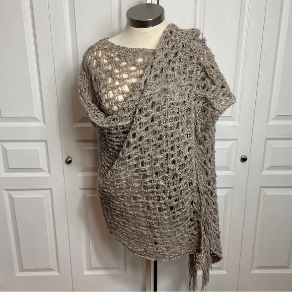 Free People Sweaters - FREE PEOPLE Poncho Shawl